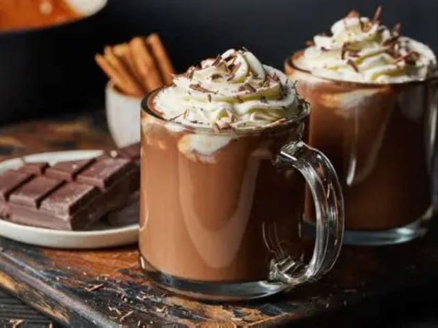 HOT CHOCOLATE 16oz.
